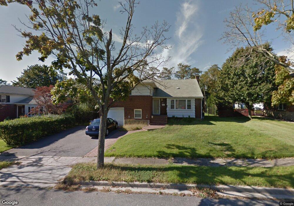 11 Sylvia Rd, Plainview, NY 11803 - photo 1