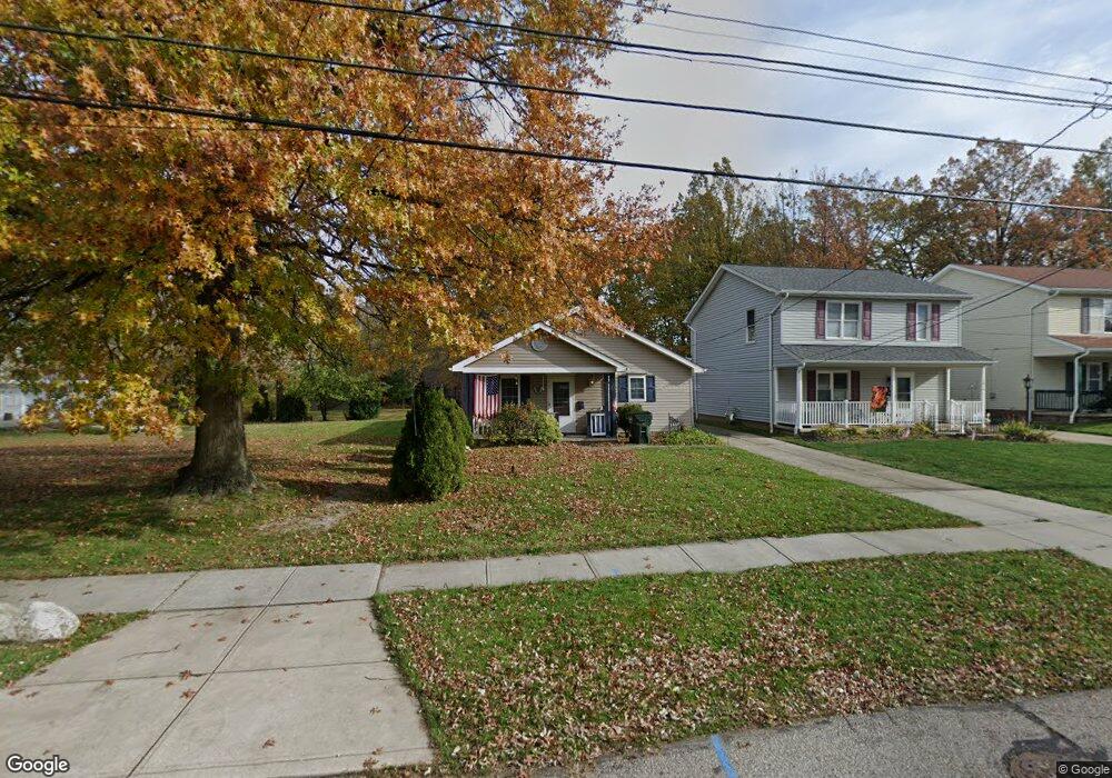 1817 E 298th St, Wickliffe, OH 44092 - photo 1