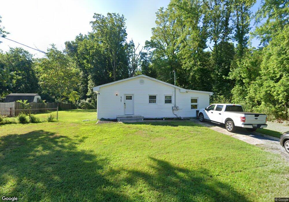 6765 Leslile Ave S, Bryans Road, MD 20616 - photo 1