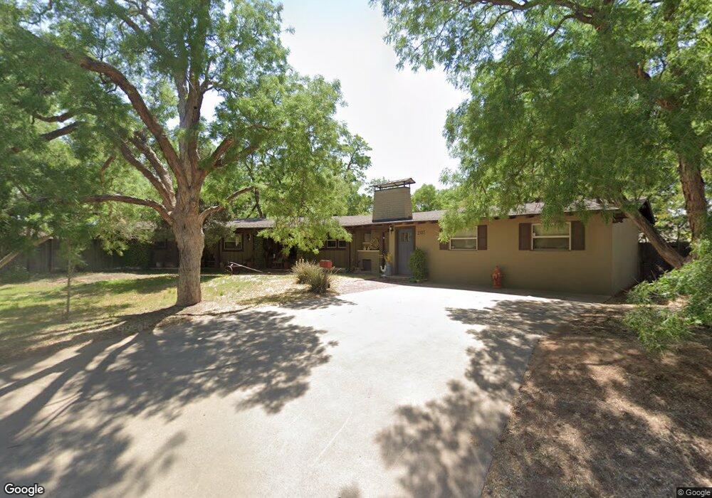 2103 Woodlawn Dr, Midland, TX 79705 - photo 1