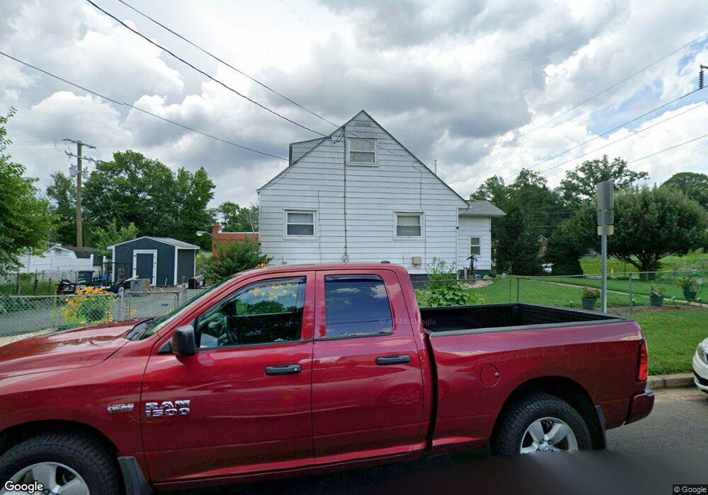 101 Runyon Ct, Manassas Park, VA 20111 - photo 1