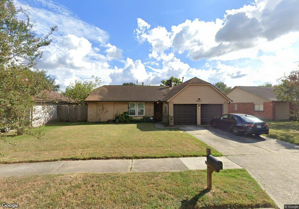 3307 Willow Tree Dr, Houston, TX 77066 - photo 1