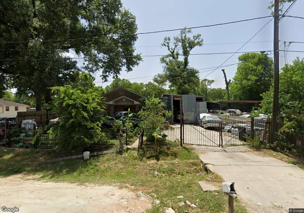 1841 Ferguson Way, Houston, TX 77088 - photo 1