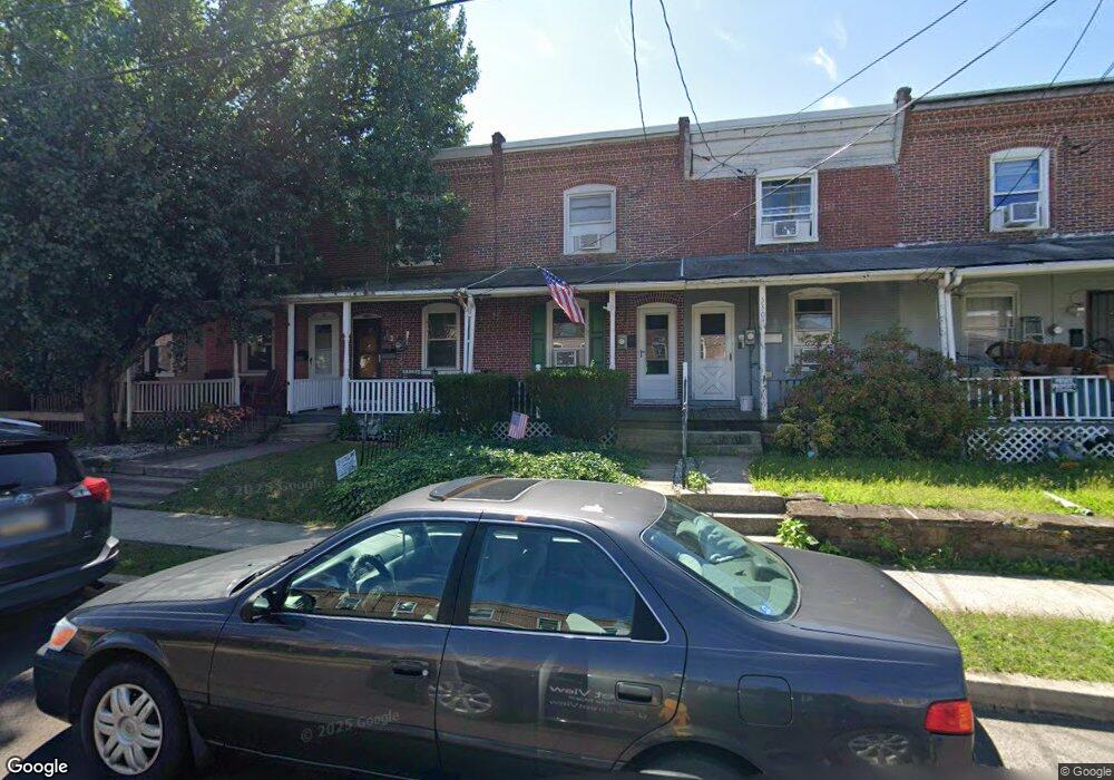 326 W 5th St, Lansdale, PA 19446 - photo 1