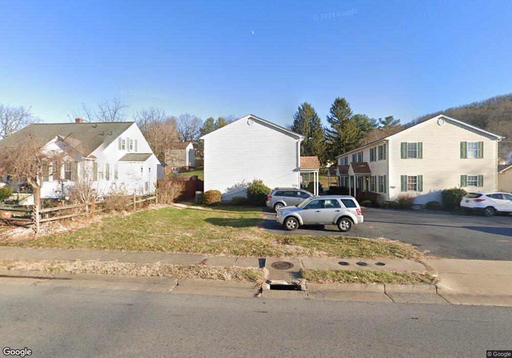 252 S Delphine Ave, Waynesboro, VA 22980 - photo 1