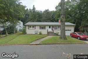 26 Vreeland Place, Allendale, NJ 07401
