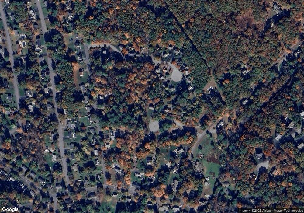 7 Carriage Hill Ln, Hudson, MA 01749 - photo 1