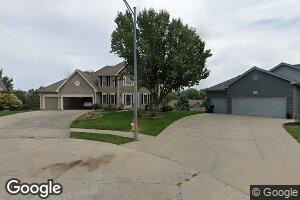 17880 Hickory Cir, Omaha, NE 68130