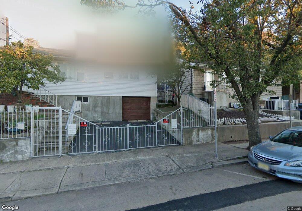 201 Lincoln St unit 1, Jersey City, NJ 07307 - photo 1