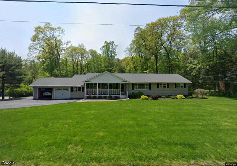 30 Inverness Rd, Trumbull, CT 06611 - photo 1