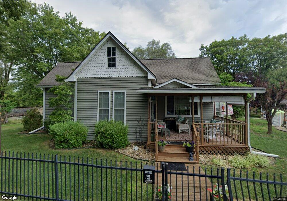 940 E Riley St, Columbus, IN 47201 - photo 1