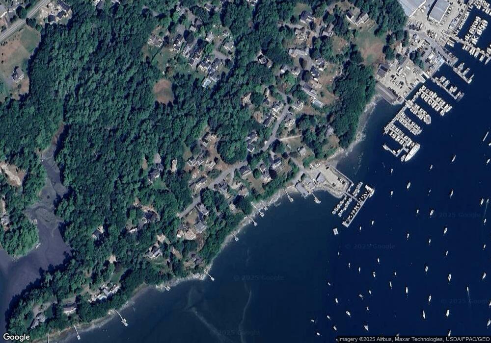 21 Harraseeket Rd, Freeport, ME 04032 - photo 1