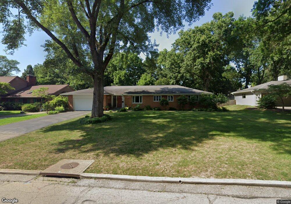 254 Croswell Rd, Columbus, OH 43214 - photo 1