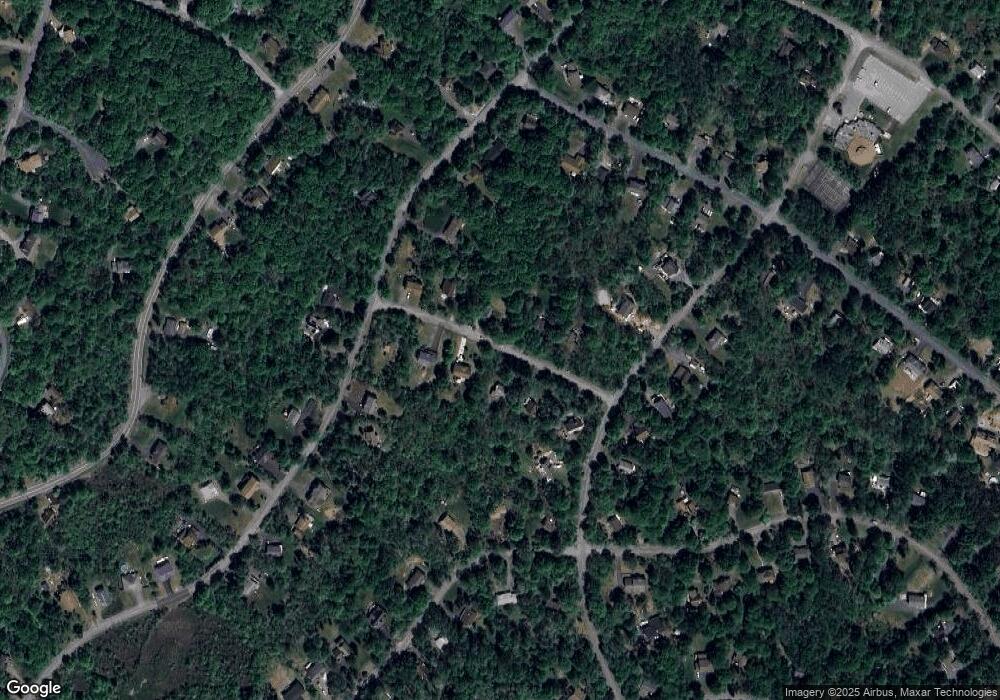 124 Black Bear Ln, Tobyhanna Township, PA 18334 - photo 1