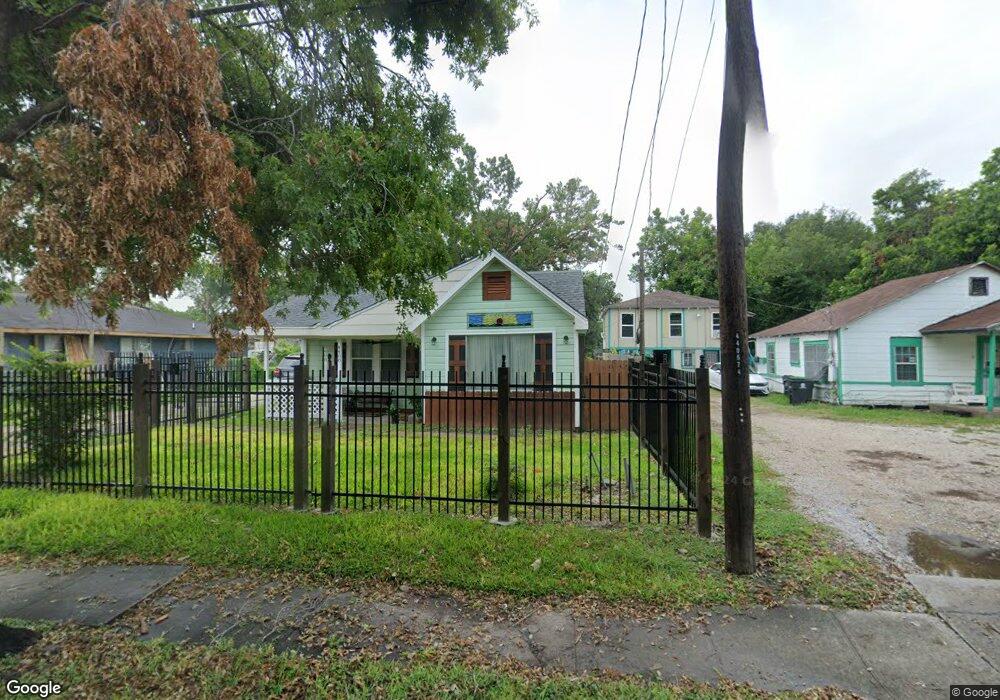 4408 Cavalcade St, Houston, TX 77026 - photo 1