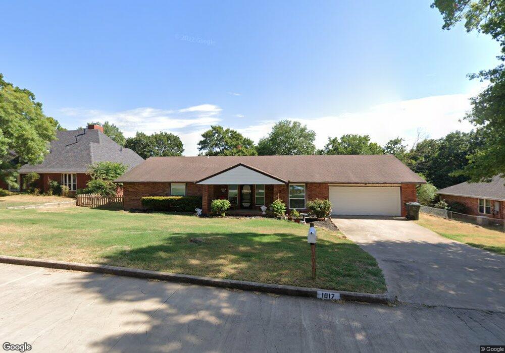 1017 E 13th St, Claremore, OK 74017 - photo 1