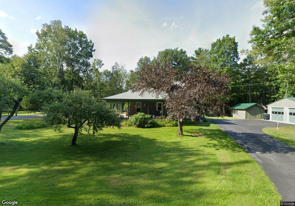 17 Cemetery St, Bethlehem, NH 03574 - photo 1