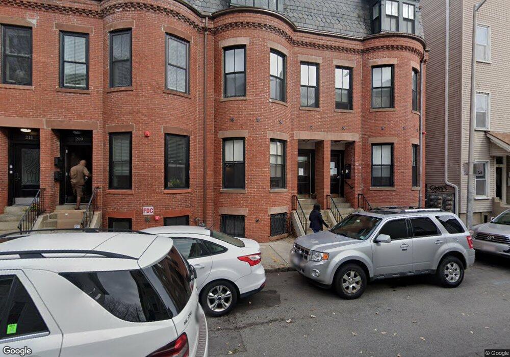 207 Green St, Cambridge, MA 02139 - photo 1