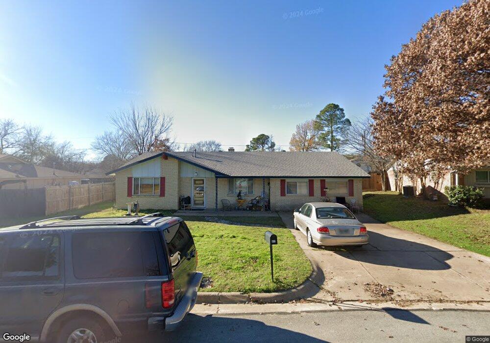 817 Natchez Ave, Bedford, TX 76022 - photo 1