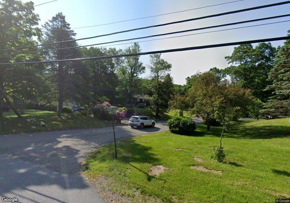 4 Spruce Mountain Dr, Putnam Valley, NY 10579 - photo 1