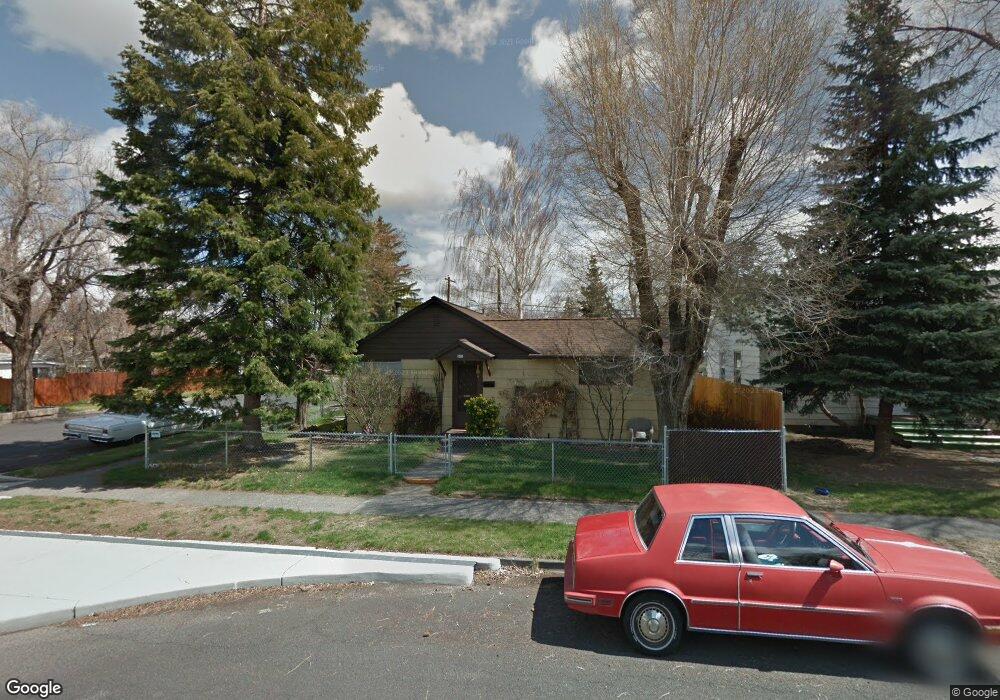 606 SW 11th St, Redmond, OR 97756 - photo 1