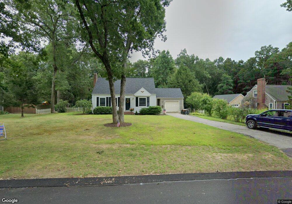 9 Eleanor Rd, Walpole, MA 02081 - photo 1