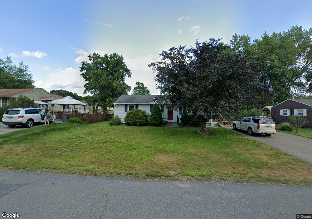 82 Edison Dr, Ludlow, MA 01056 - photo 1