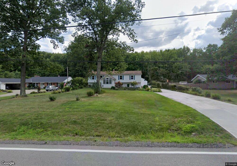 422 E Pioneer Trail, Aurora, OH 44202 - photo 1