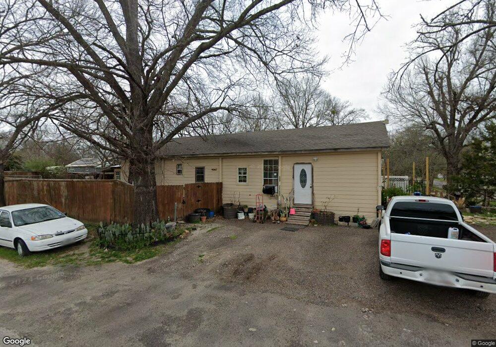 1612 W 12th Ave, Corsicana, TX 75110 - photo 1