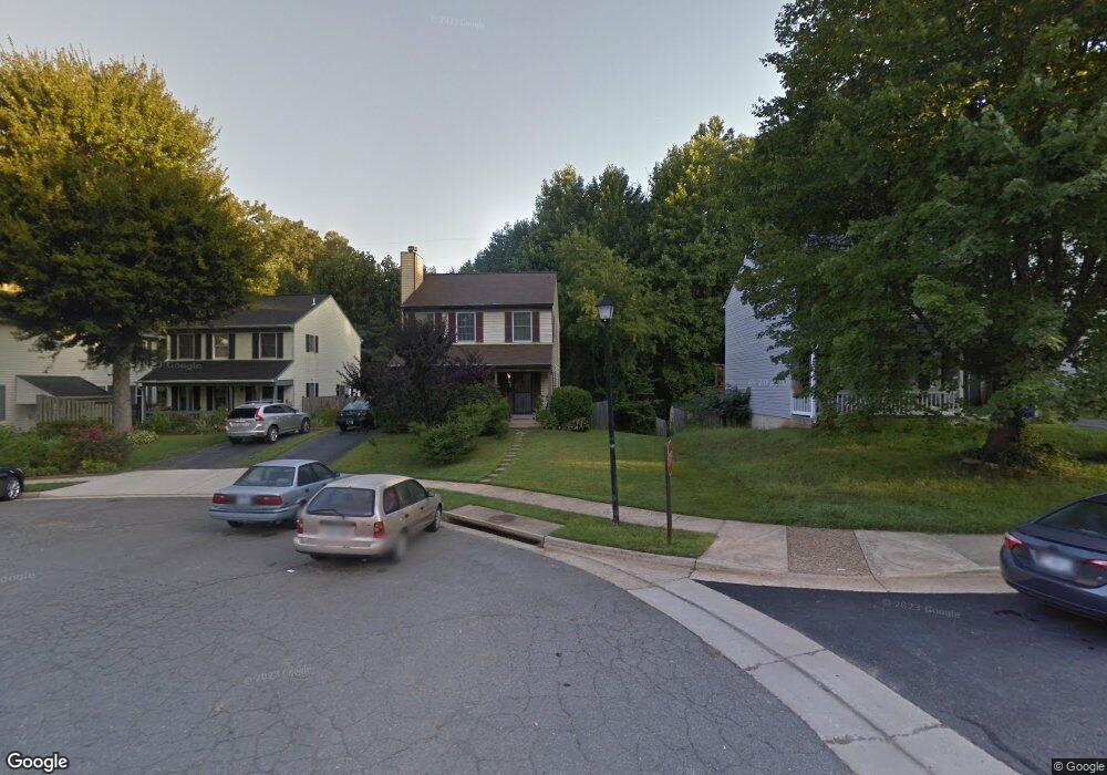 5800 Silchester St, Burke, VA 22015 - photo 1