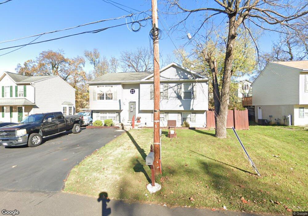 212 Hillendale Ave, Halethorpe, MD 21227 - photo 1