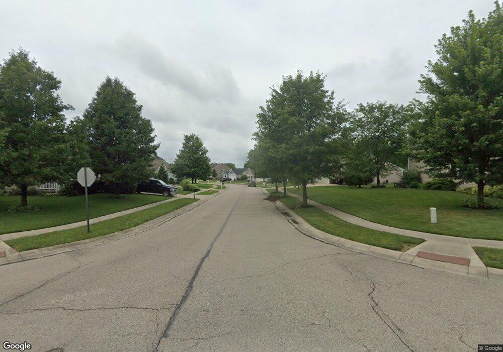 242 Dundee Dr, Xenia, OH 45385 - photo 1