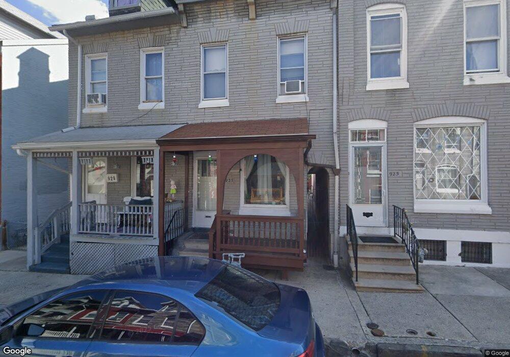 929 Moss St, Reading, PA 19604 - photo 1