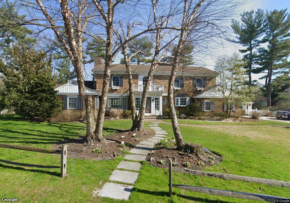 7 Papermill Rd, Manhasset, NY 11030 - photo 1