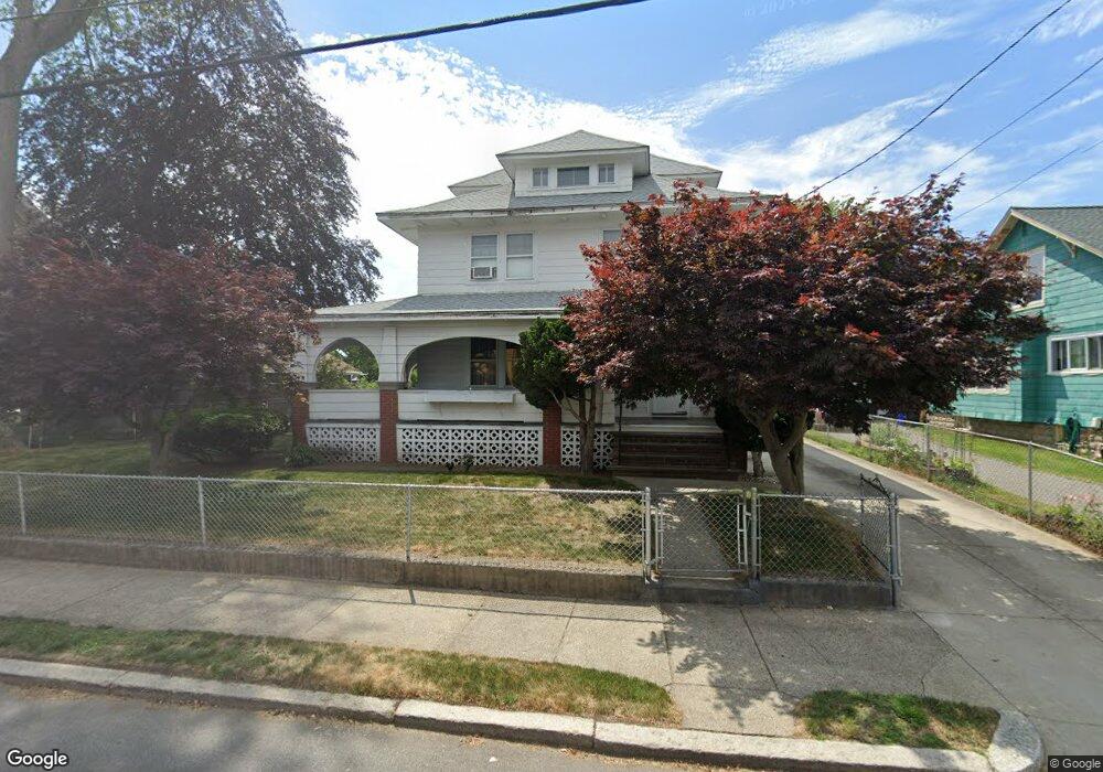 22 Perrin Ave, Pawtucket, RI 02861 - photo 1