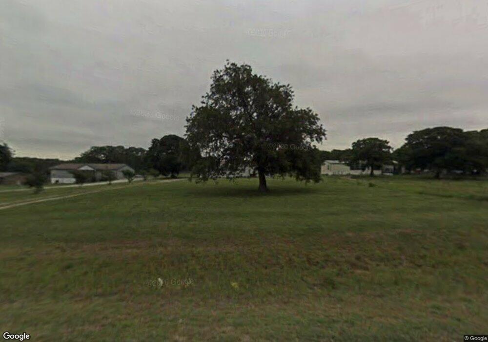 196 Clay Ct, Springtown, TX 76082 - photo 1