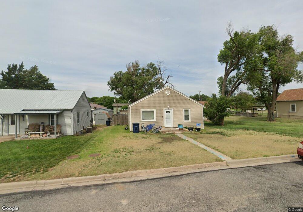 307 N 1st St, Cimarron, KS 67835 - photo 1