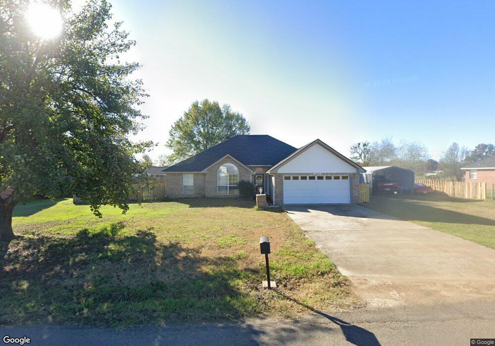 1410 E Jefferson St, Hugo, OK 74743 - photo 1