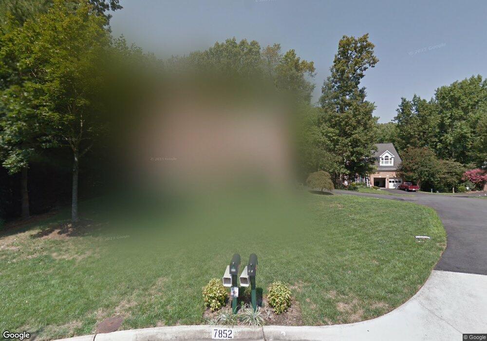 7852 Bressingham Dr, Fairfax Station, VA 22039 - photo 1