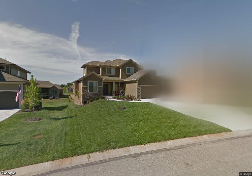 9713 Hastings St, Lenexa, KS 66227 - photo 1