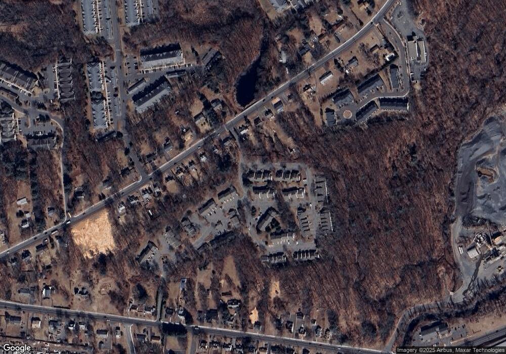 135 Oak Forest Dr unit DR, Manchester, CT 06042 - photo 1