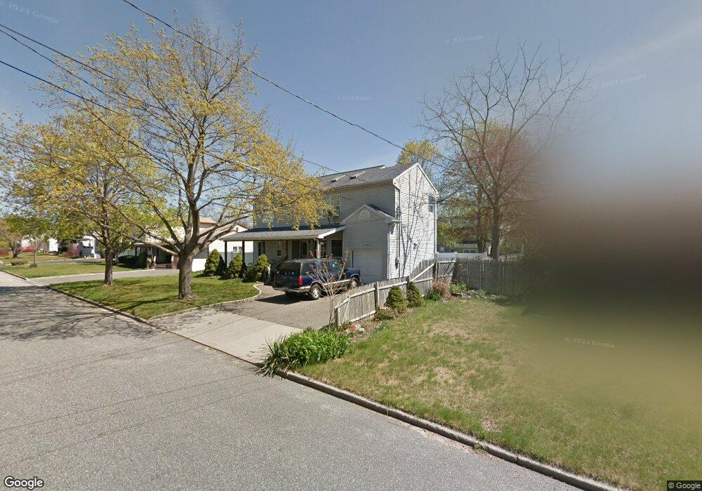 2905 Acorn Ave, Medford, NY 11763 - photo 1