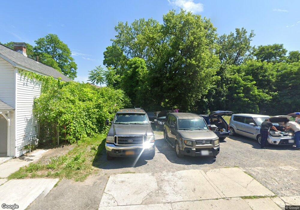 525 Schenectady St, Schenectady, NY 12307 - photo 1