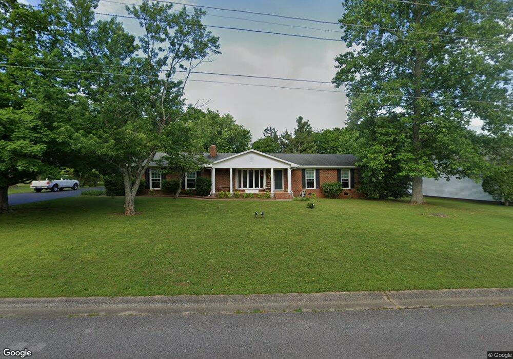 208 Idle Dr, Shelbyville, TN 37160 - photo 1