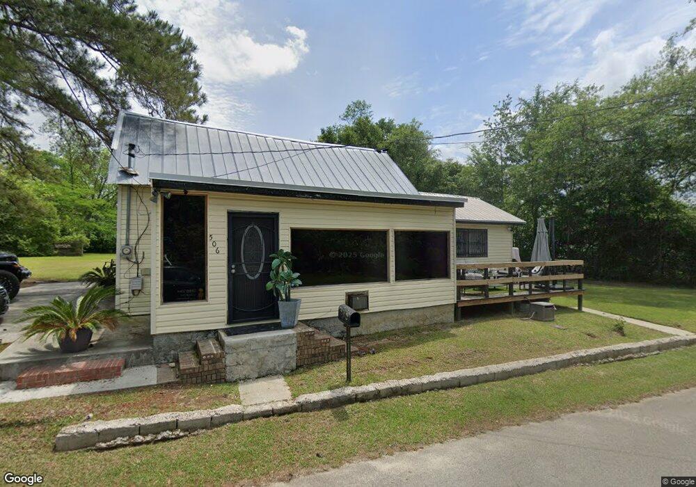 506 S Logan St, Fitzgerald, GA 31750 - photo 1