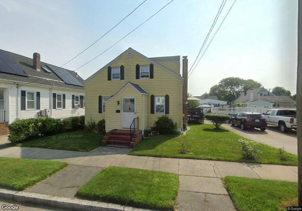 512 Kirby St, New Bedford, MA 02740 - photo 1