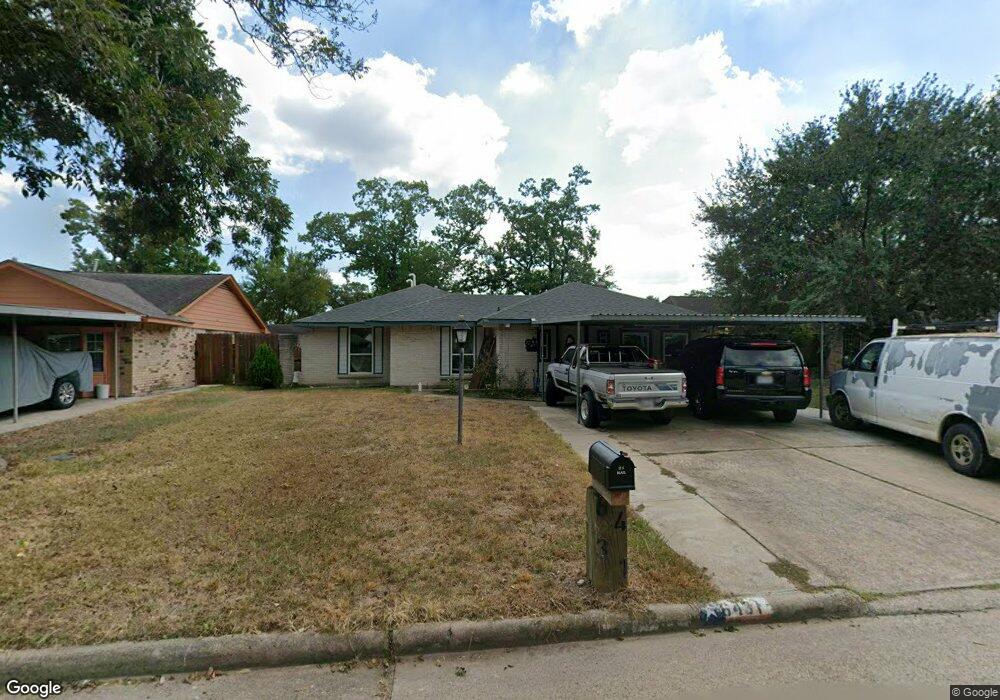 6431 French Chateau Dr, Houston, TX 77088 - photo 1