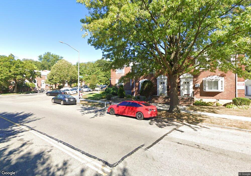 7015 261st St unit E-2, Glen Oaks, NY 11004 - photo 1