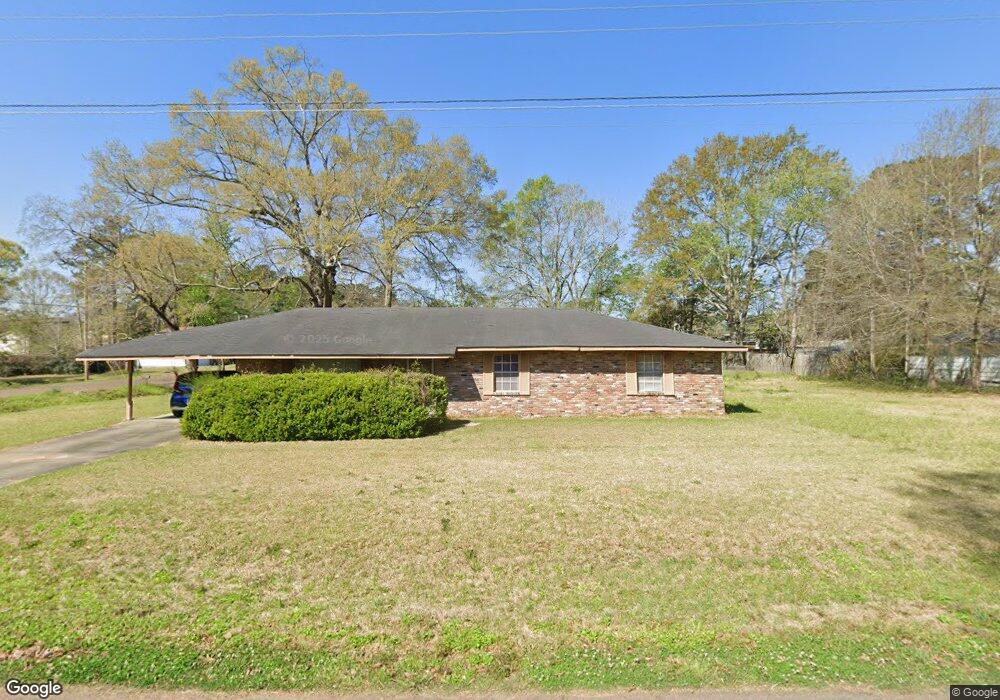 330 Hunter St, McComb, MS 39648 - photo 1