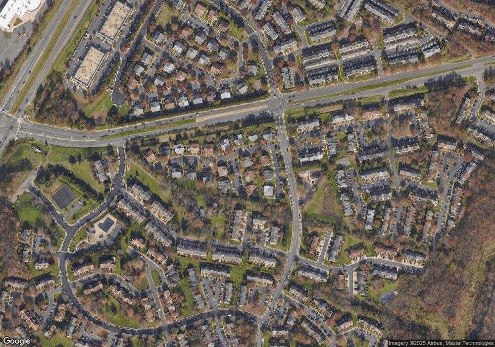 14009B Grumble Jones Ct, Centreville, VA 20121 - photo 1